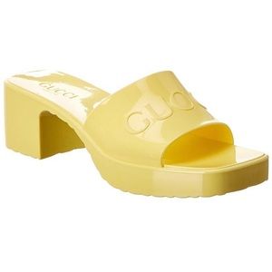 *SOLD* Authentic Gucci rubber sandals in yellow.
